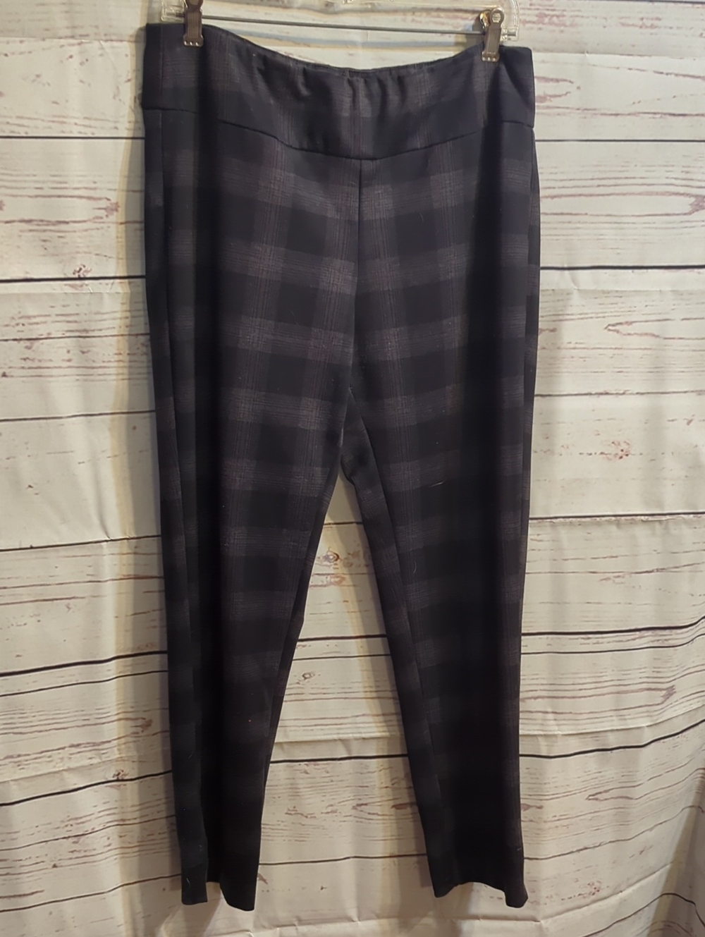 Zac & Rachel Plaid Pull-On Women's Pants - Dark Gray